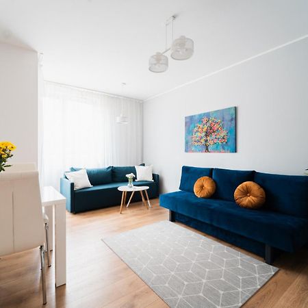 ורוצלב Nice Apartment - Near Sky Tower - Private Parking מראה חיצוני תמונה