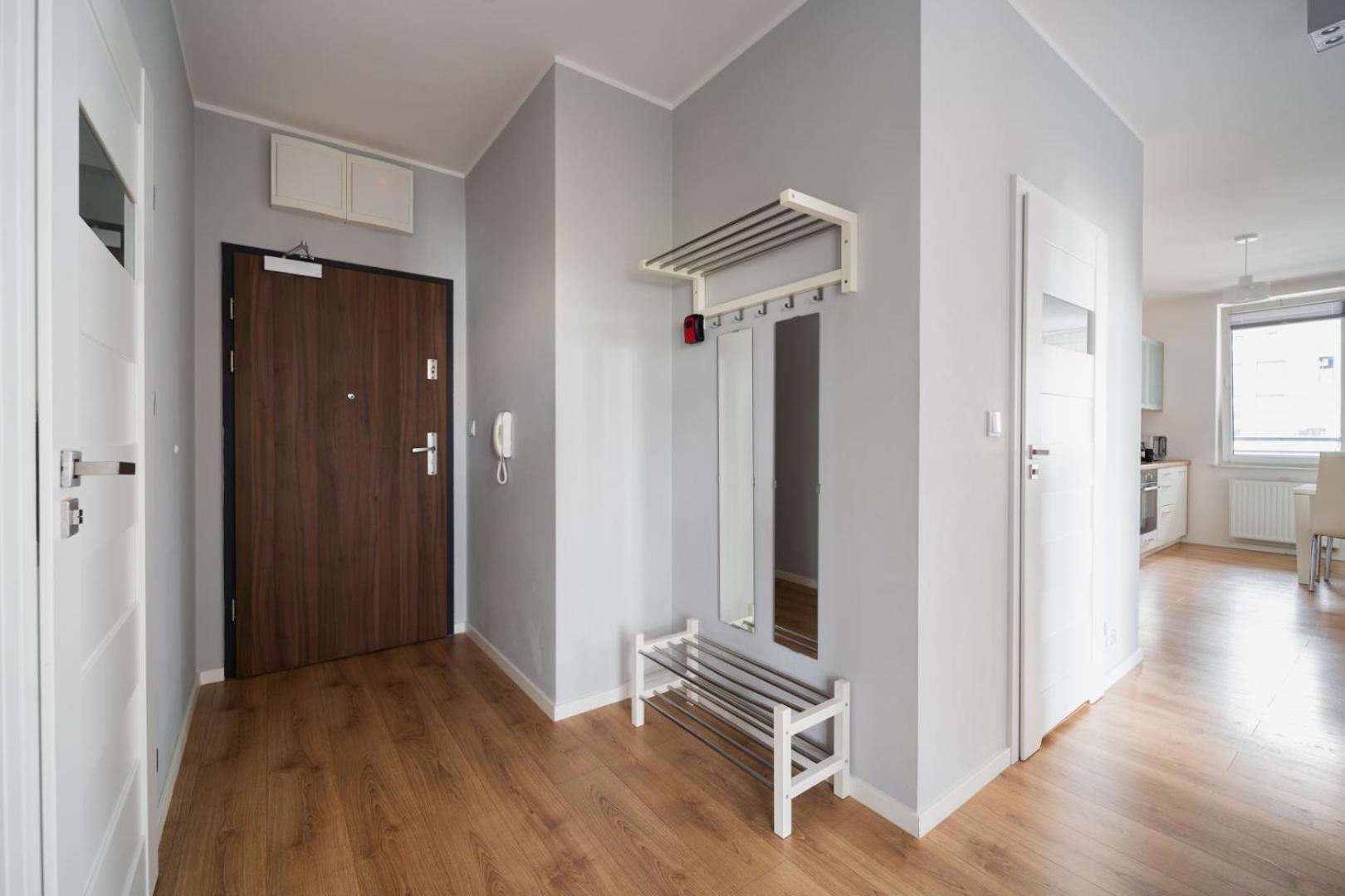 ורוצלב Nice Apartment - Near Sky Tower - Private Parking מראה חיצוני תמונה